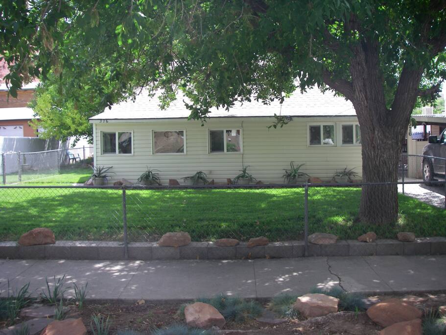 Moab Cottage By The Park Cottages For Rent In Moab