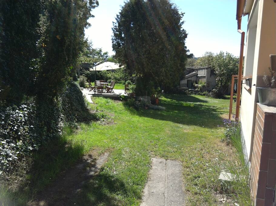 Uzavřený dvur