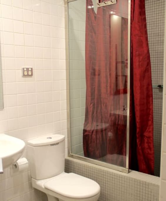 Bathroom 2