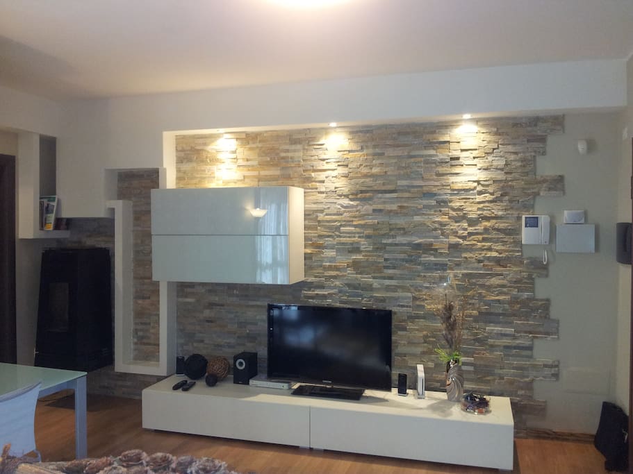 Accogliente soggiorno con Tv Led 32'' - Cozy living room with TV LED 32''