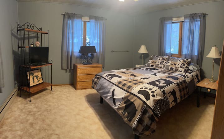 Camera da letto 1

letto matrimoniale/memory foam 