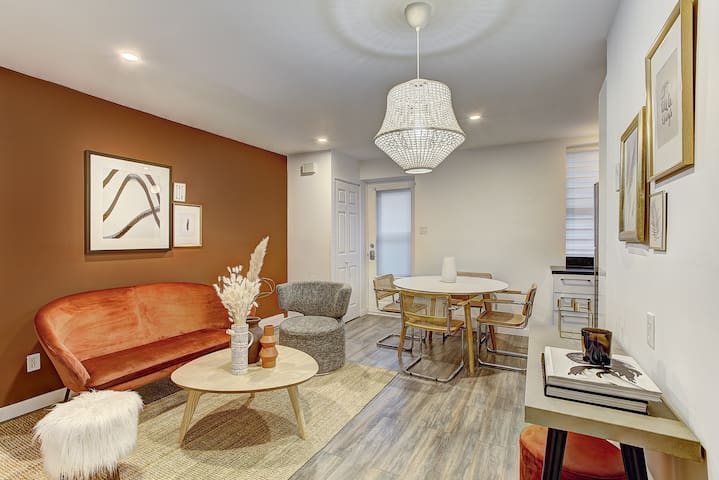 2 bedroom accommodation in Griffintown