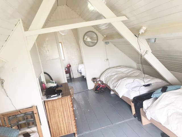 Kids Bedroom, with the (small) parents bedroom in the back