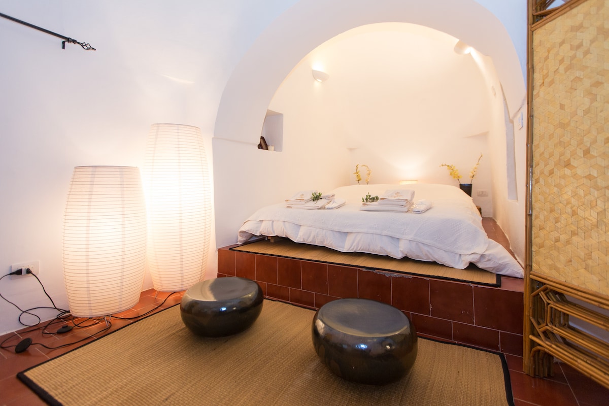 חדר אלקוב/BIS GANDE