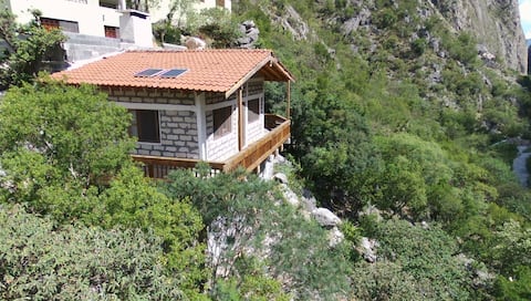 Potrero Chico Cabin, Hidalgo, NL, MX