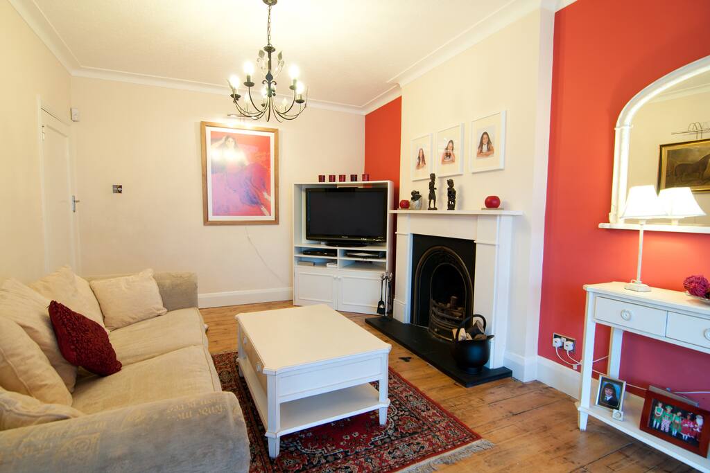 Large living room 2