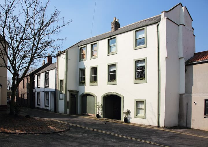 campbells stables - beautiful house