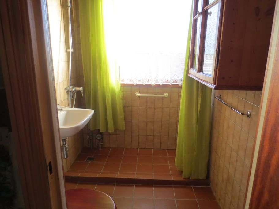 Toilet/brusebad.