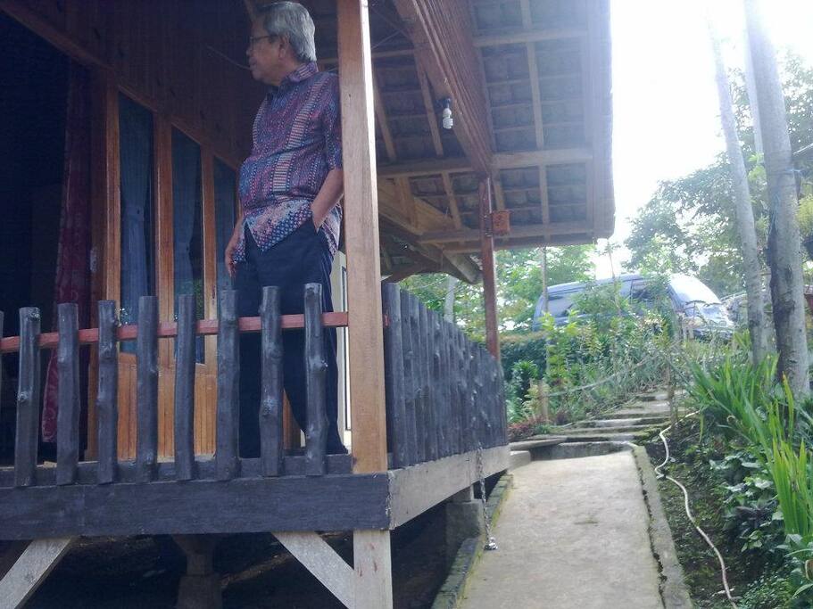 Rumah dan Pedesaan  tradisional Huts for Rent in Cikalong 