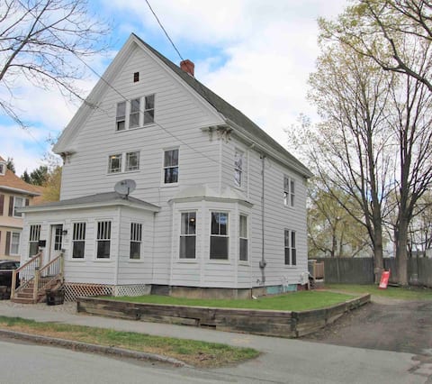 3-Story Historic home walkable to downtown Bangor