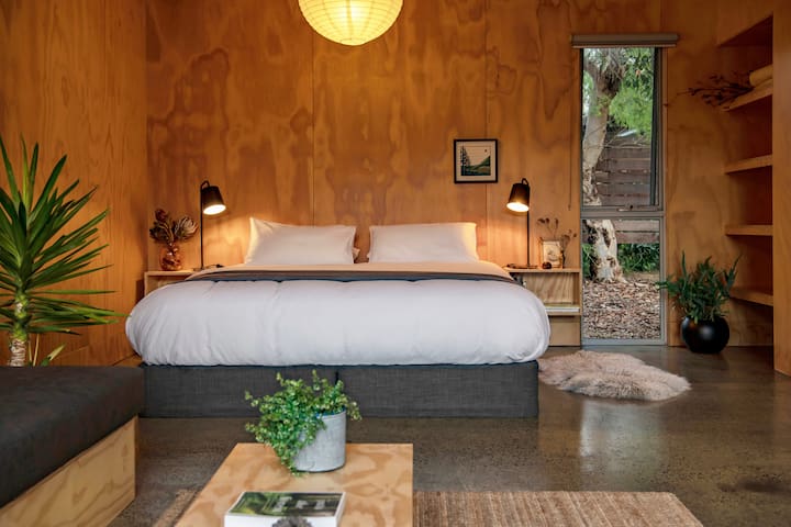 Explorers Rest-Luxury Couple Retreat close to Town