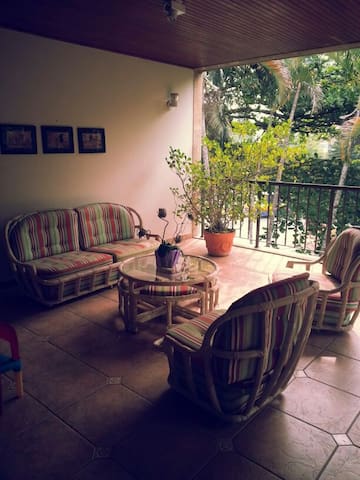 Room for 2- 200m from the beach!