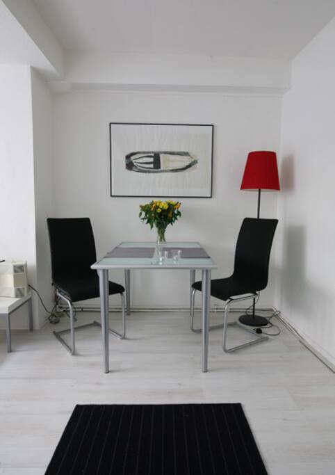 Platz zum Essen, Reden und Arbeiten