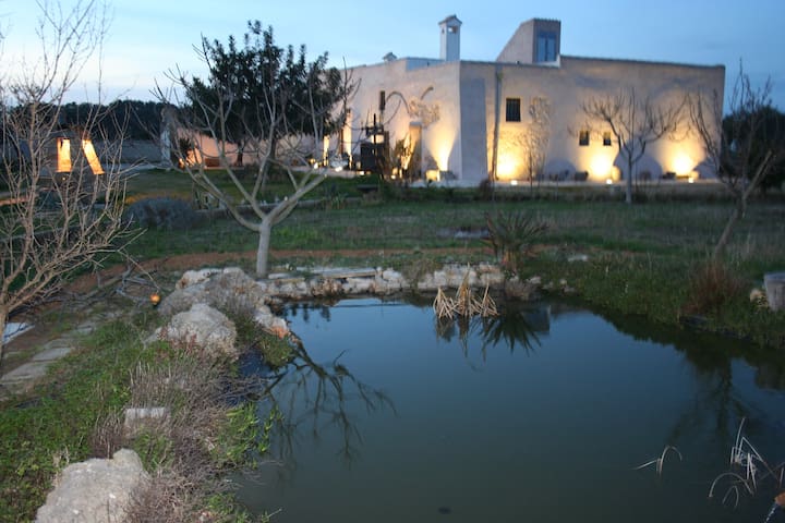 Masseria Mattiani XVII cent. swimming pool jogging