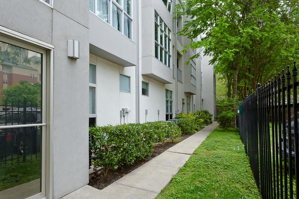 Green space-perfect for walking your dog!