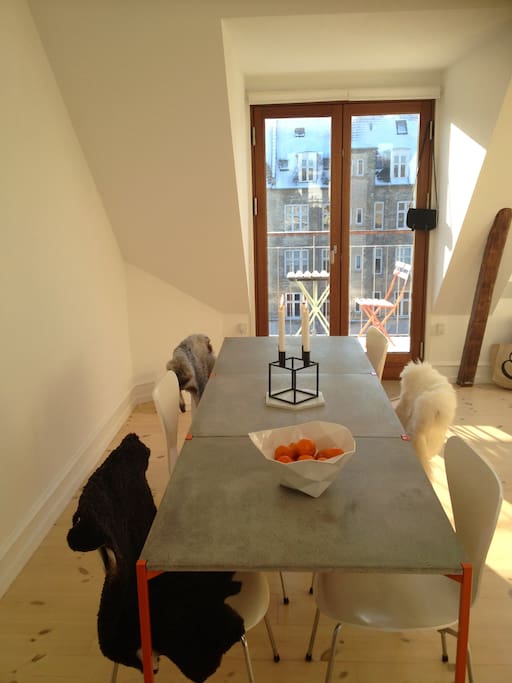 Diningtable