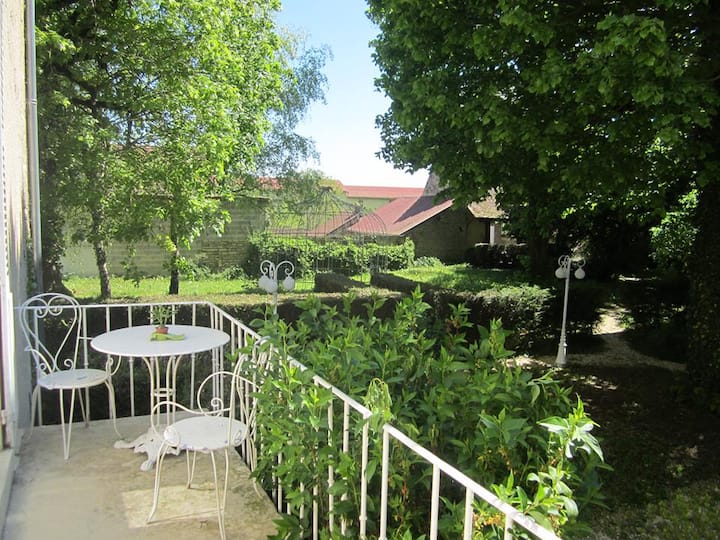 MoulinsenTonnerrois Ferienwohnungen & Unterkünfte BourgogneFranche