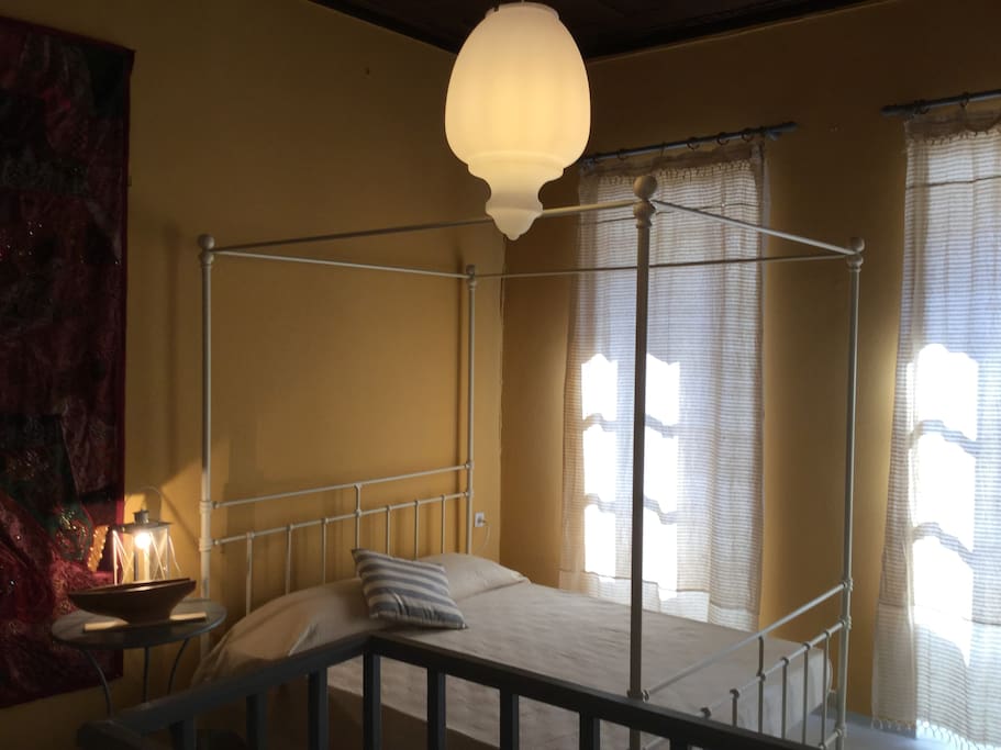 Il letto a baldacchino