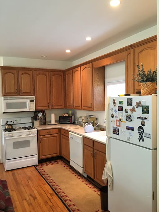 Fully equipped kitchen