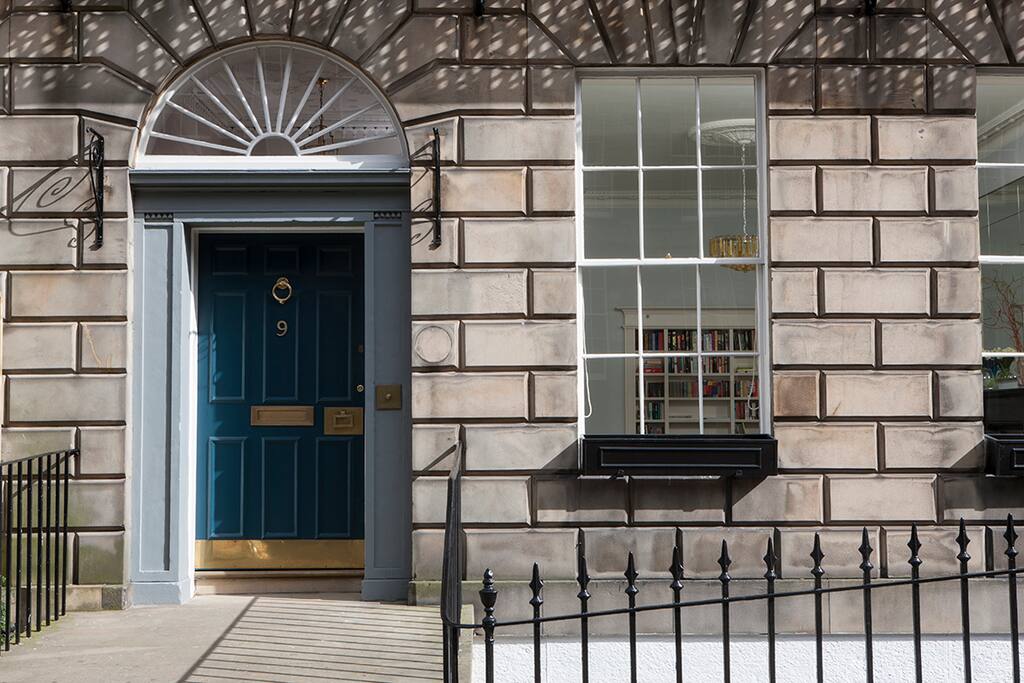 LUXURY EDINBURGH APARTMENT Apartments for Rent in Edinburgh, United