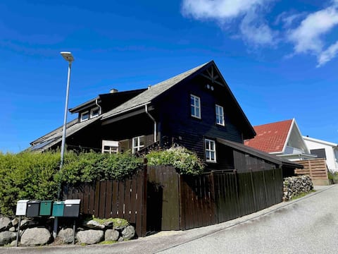 Nice, spacious and central ground floor apartment