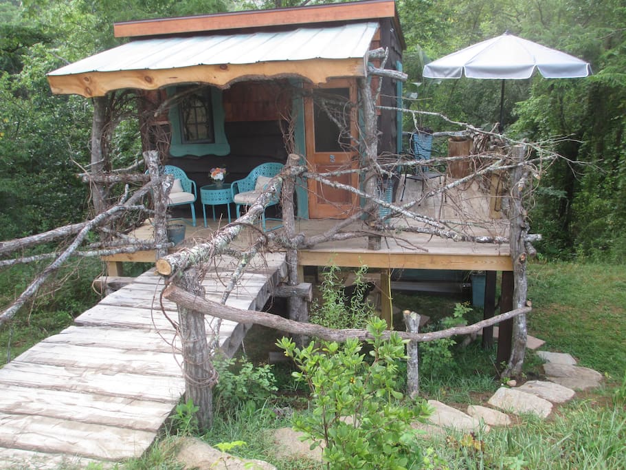 Cross the bridge to your romantic getaway!