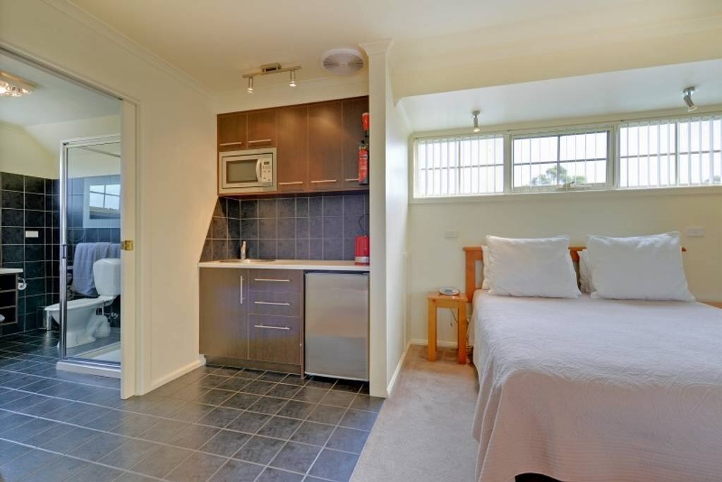Loft Studio Kitchenette