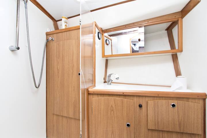 46 feet sailboat in Rio de Janeiro gallery image 4