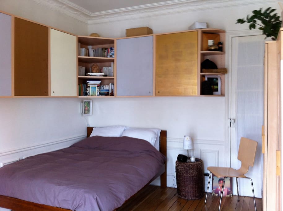Room space in the living room, (seperated with cuppoards )Double bed