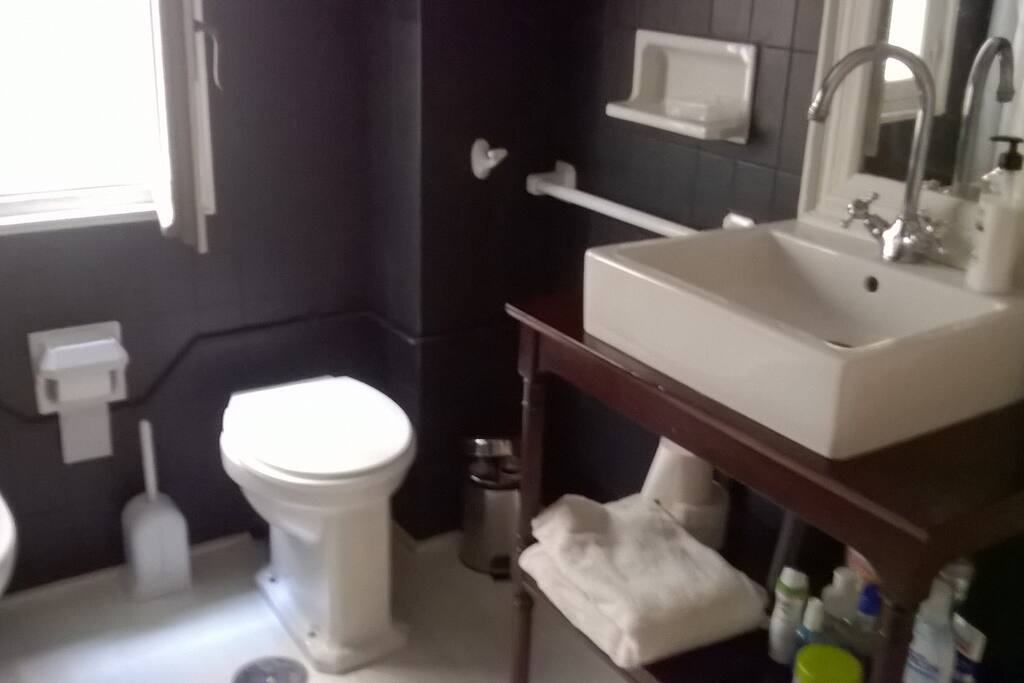 lovely, big ensuite bathroom with bath
