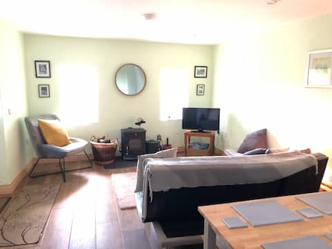 Top performing Airbnb: Character converted barn in beautiful Maam Valley in Conamara North