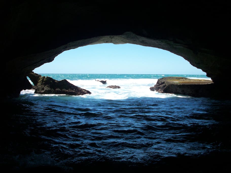 The famous Waenhuiskrans (Arniston) cave