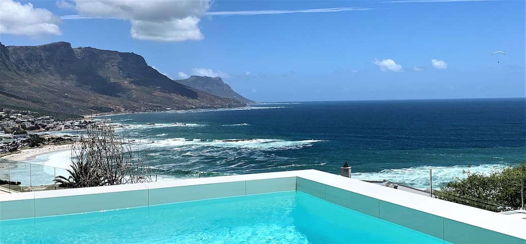 6onClifton-Spacious 2 bed apt with private pool