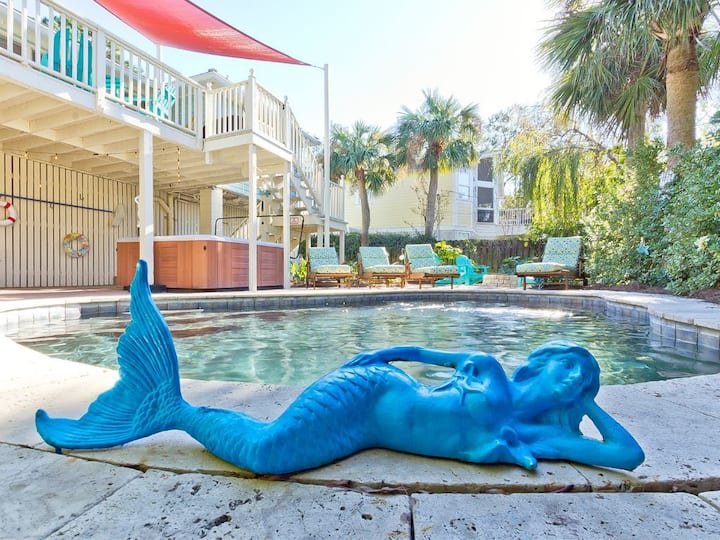 Private Heatable Pool & Hot Tub, Walk to Beach Cottages for Rent in Tybee Island,