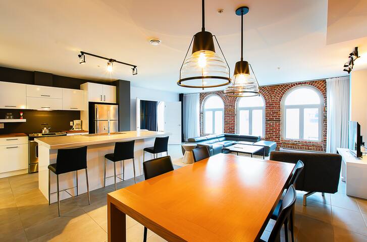 301 – Les Lofts St-Joseph – Par Les Lofts Vieux-QC