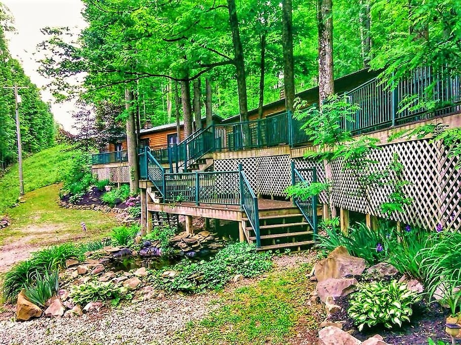 Cabins of Kelly Mountain, located 5 min outside of Elkins, WV. Great for family reunions, business retreats, or romantic getaway.