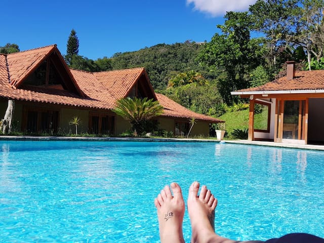 2 cozy rooms in Itaipava