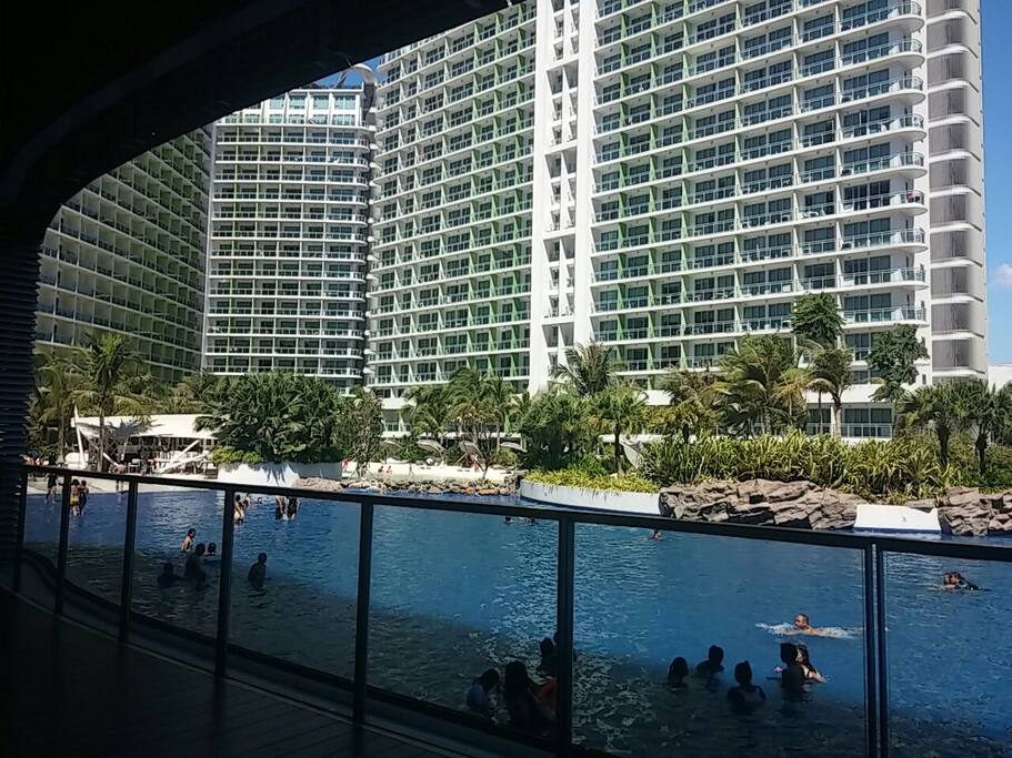 wave pool