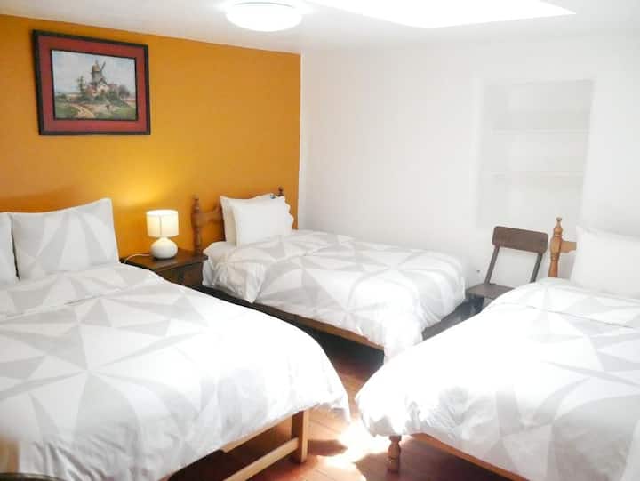 საძინებელი 1