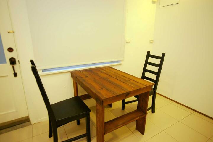 New 1F Vintag Xīnhài MRT apartment gallery image 4