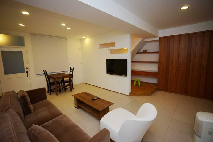 New 1F Vintag Xīnhài MRT apartment gallery image 5