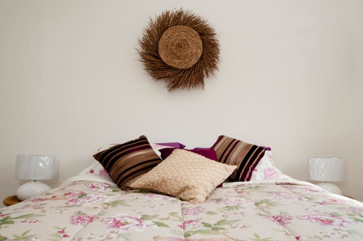 Stunning 2.5 Bdrm Apt. In Baka, Jerusalem - Jerusalem