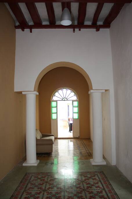Entrada a la casa