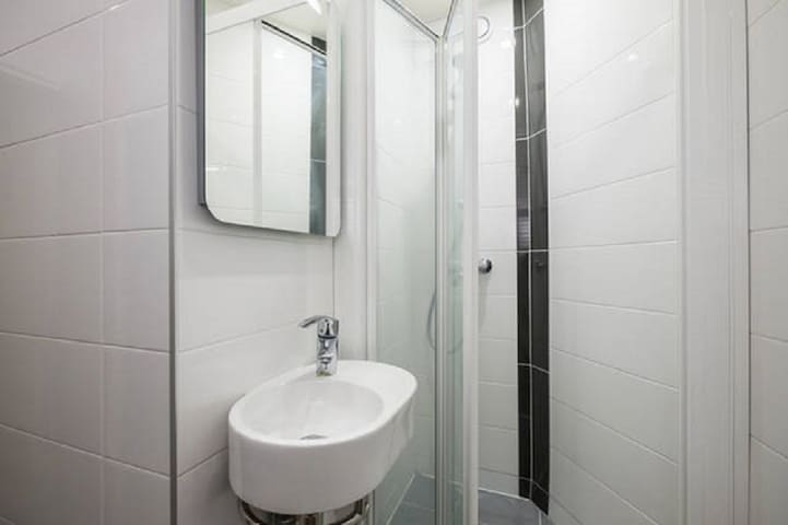 Michel Et Amina managed Airbnb listing 1
