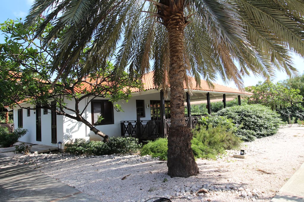 Villa 3 is just 50m away from the beach. The furniture has been renewed, also the fans, airconditioners and ambiance lighting. Please google nicelau for all details villa, resort, trips and our car rental.