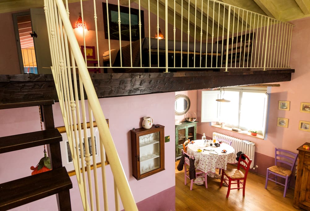 L'Ulivo, dining room from mezzanine stairs