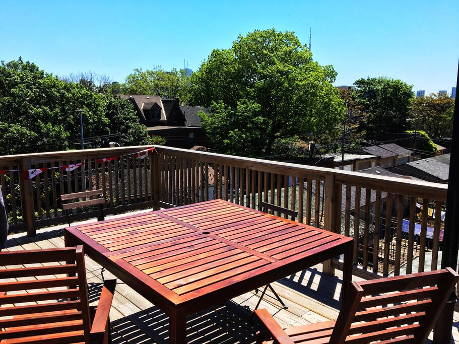 Rooftop deck