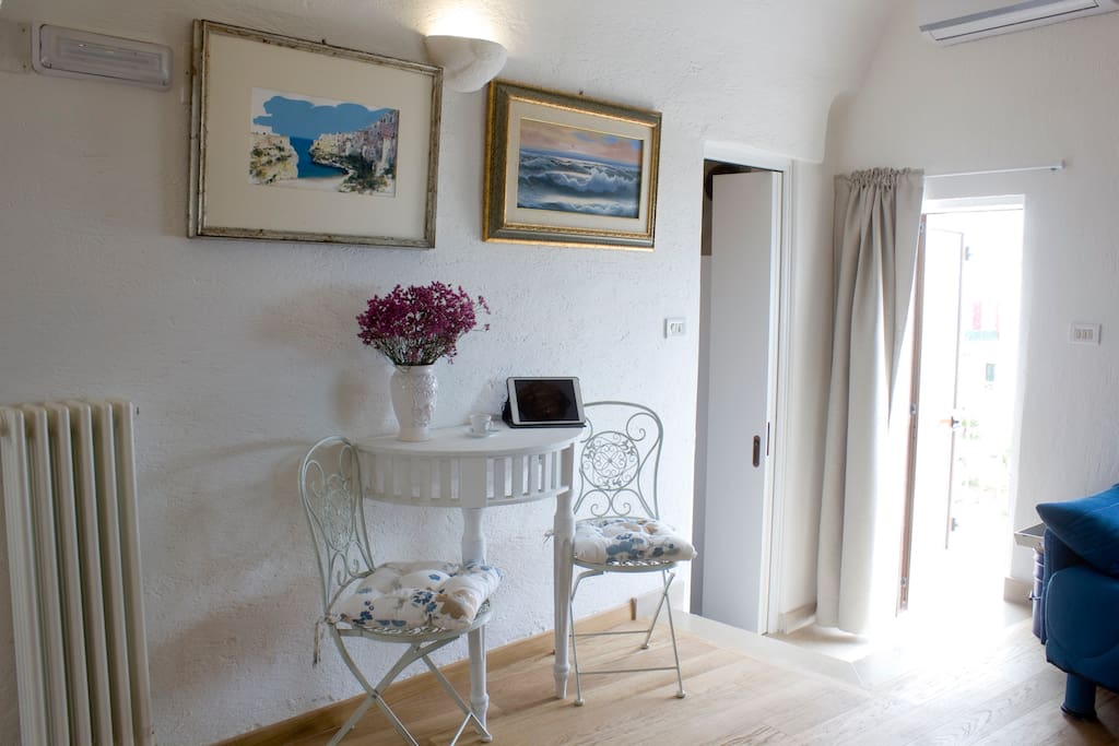 L'ingresso alla suite.
Entrance to the suite.