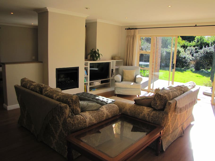 Lounge with DSTV, Blue Ray Player and Gas Fire Place