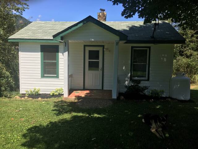 Airbnb Jonathan Creek Vacation Rentals Places To Stay